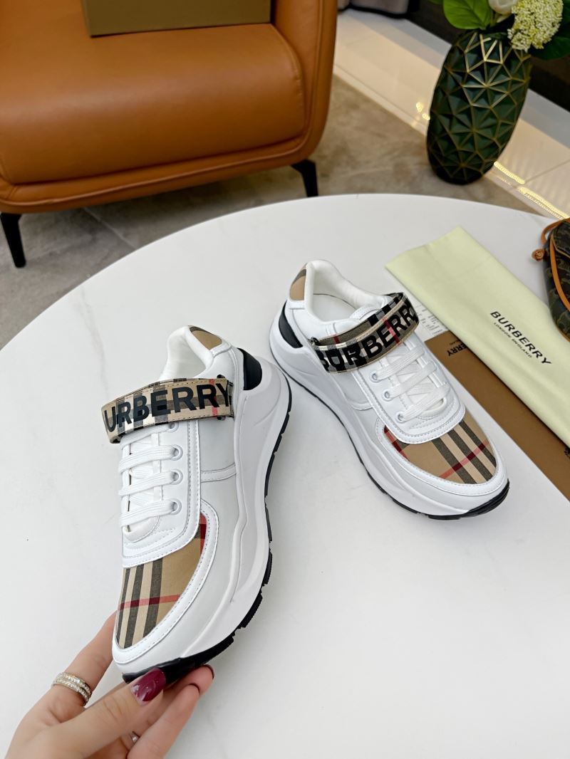 Burberry Low Shoes